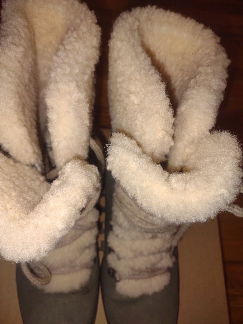 UGG Australia Sheepskin Winter Boots Green | Size 39 (US 8) Narrow Fit - Picture 4 of 15